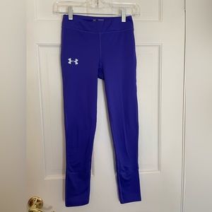 Under Armour cold gear capri pants Size YMD
